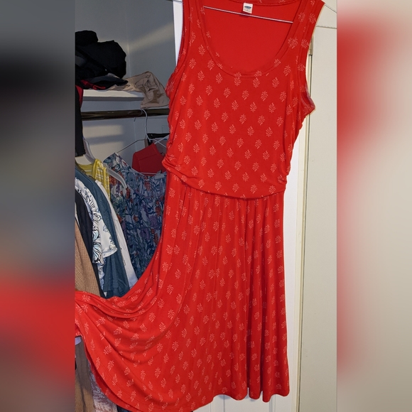 Red floral Old Navy dress - Picture 8 of 9